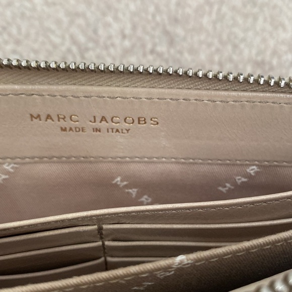 Marc Jacobs Wallet - Picture 13 of 13